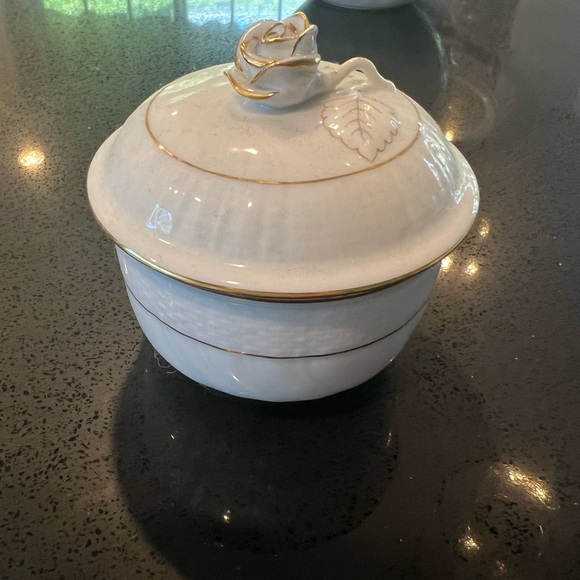 Herend Golden Edge Tea Set - Picture 4 of 15